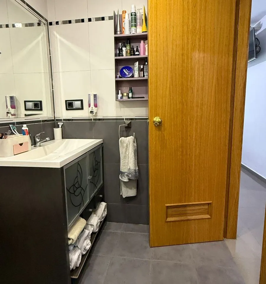 798406b8-50b2-4f23-80f4-8f389d18a8c5