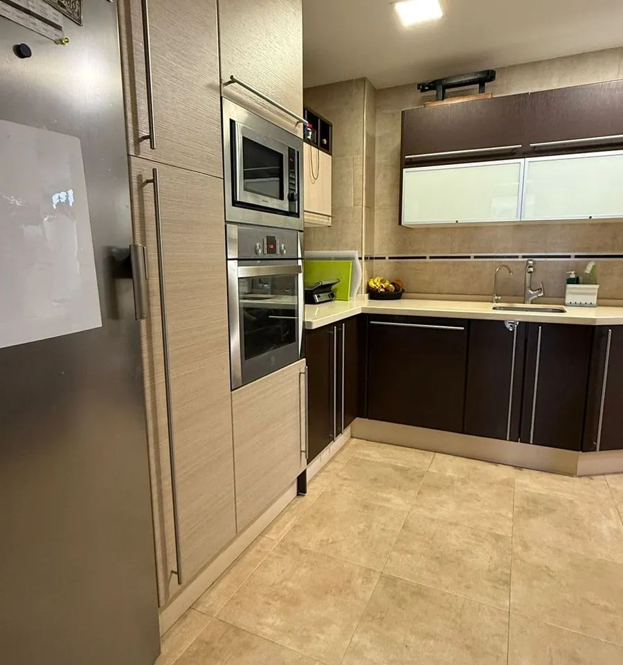 855a1a39-702d-4451-909f-e31b38abd7e7