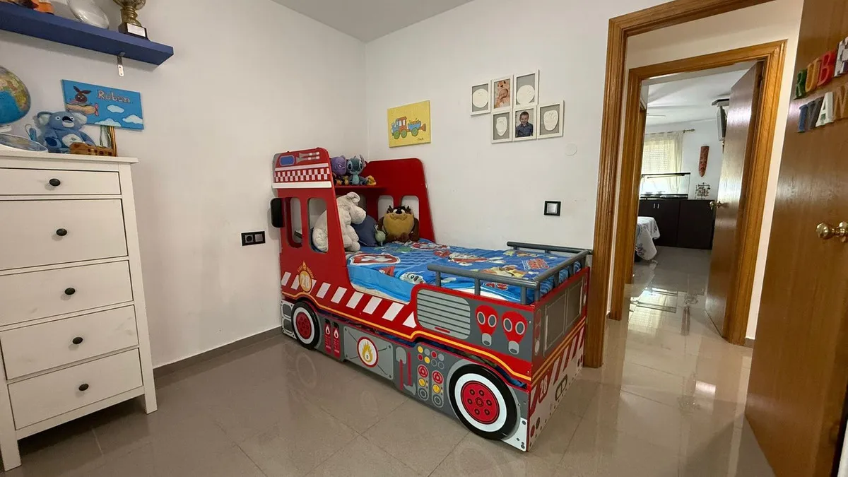 a7c4663b-158f-4cf1-ac48-8c24554d8893