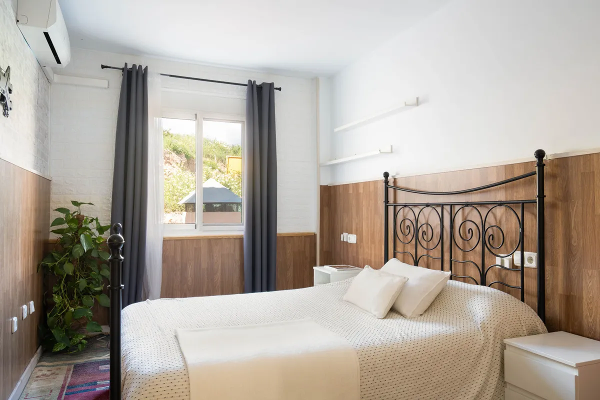 0fba75bb-d769-4624-b1b3-22bb6b0da9fd