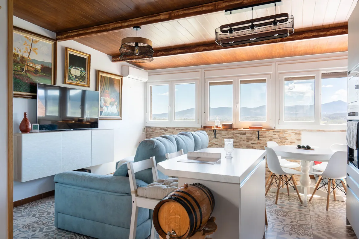 334d2c1f-27fb-447e-a3cd-1df6b0b1acf6