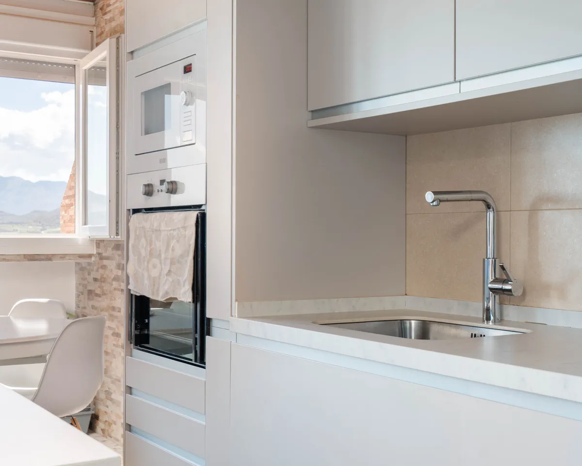 4ec9747f-1892-4c33-87a2-831814565fa0