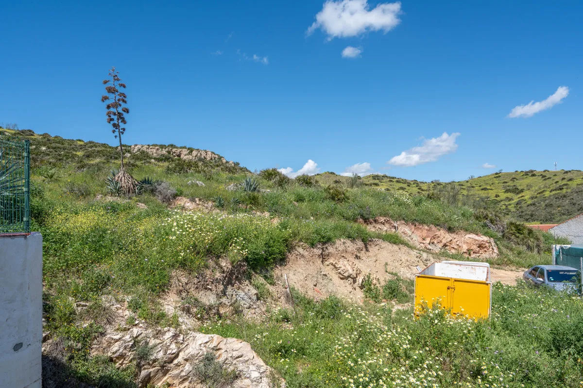 9939513d-44a8-49f4-82c3-a93ebf8b9f20