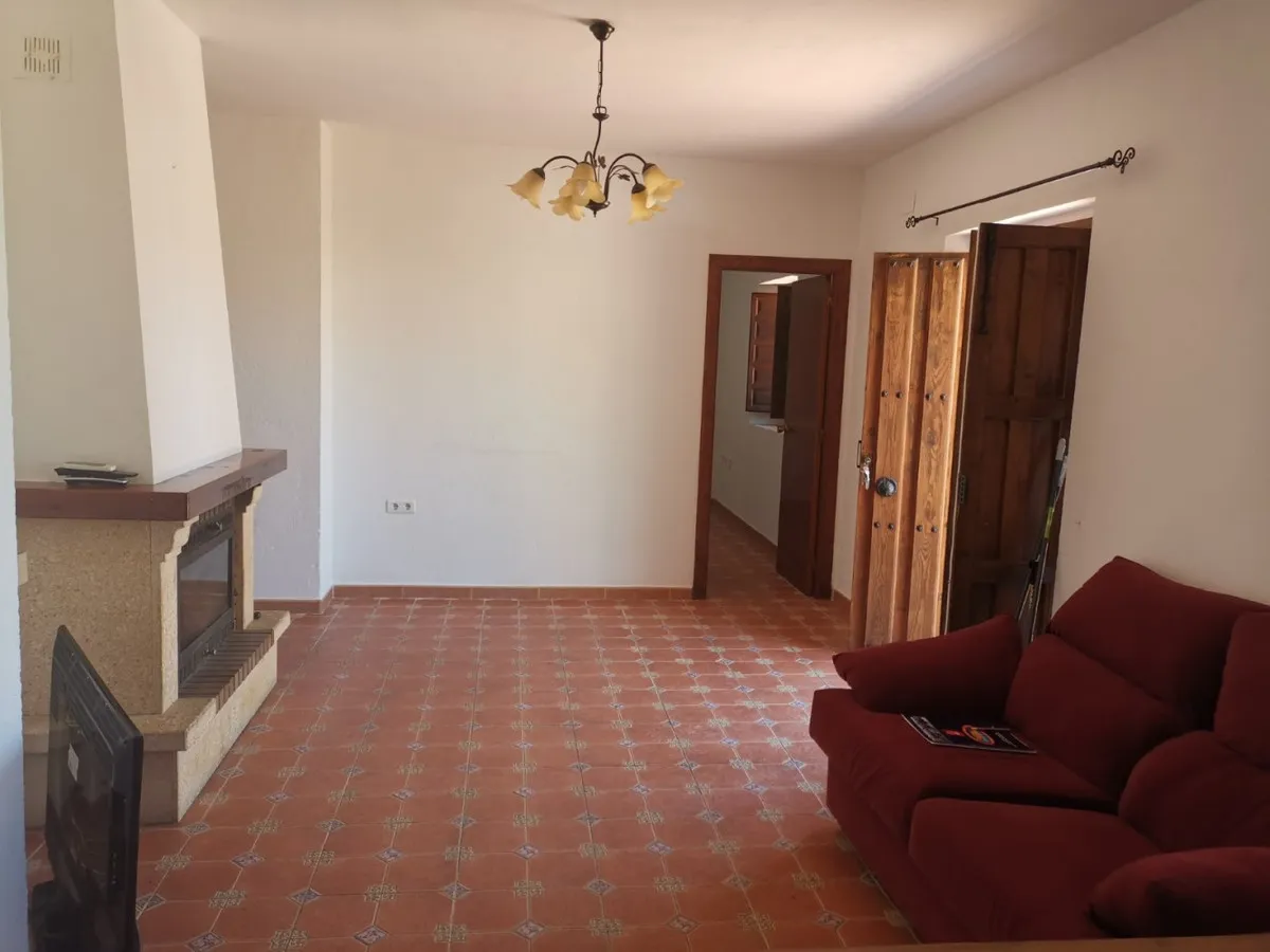 9d00196f-31dc-466d-9e63-4070a084988e