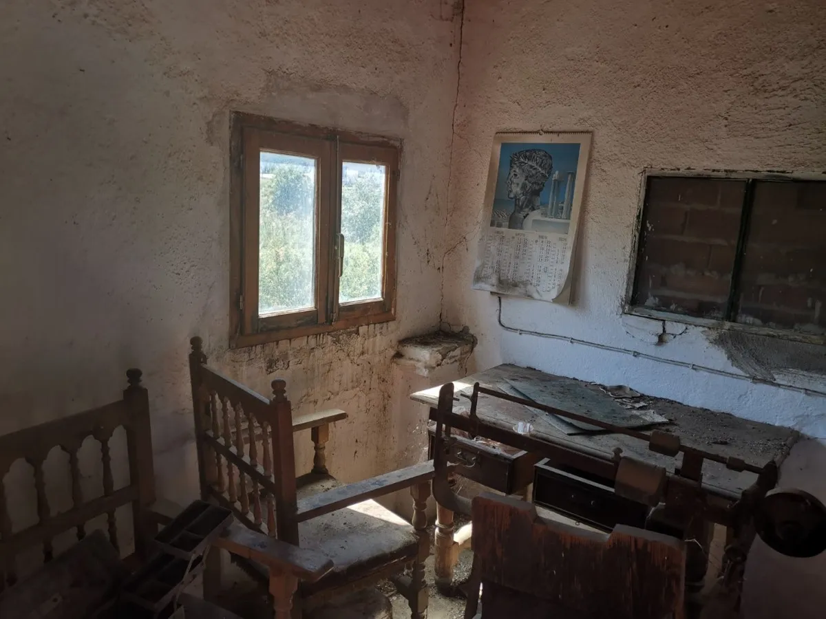 a1b11b8a-eb1f-4aec-8bc7-d732898ae2ee