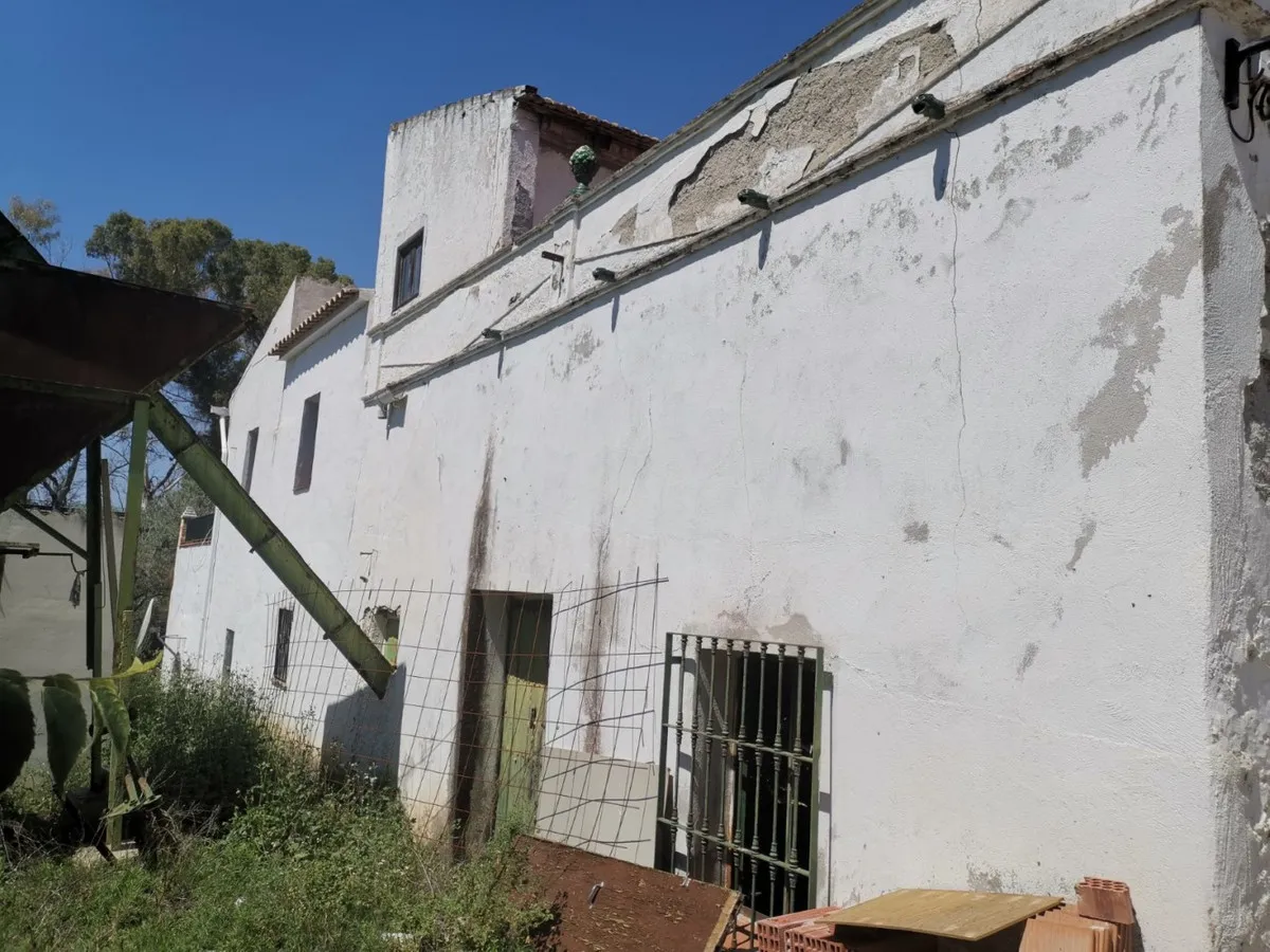 efd24225-fea8-455e-a13a-aa7d6148f529