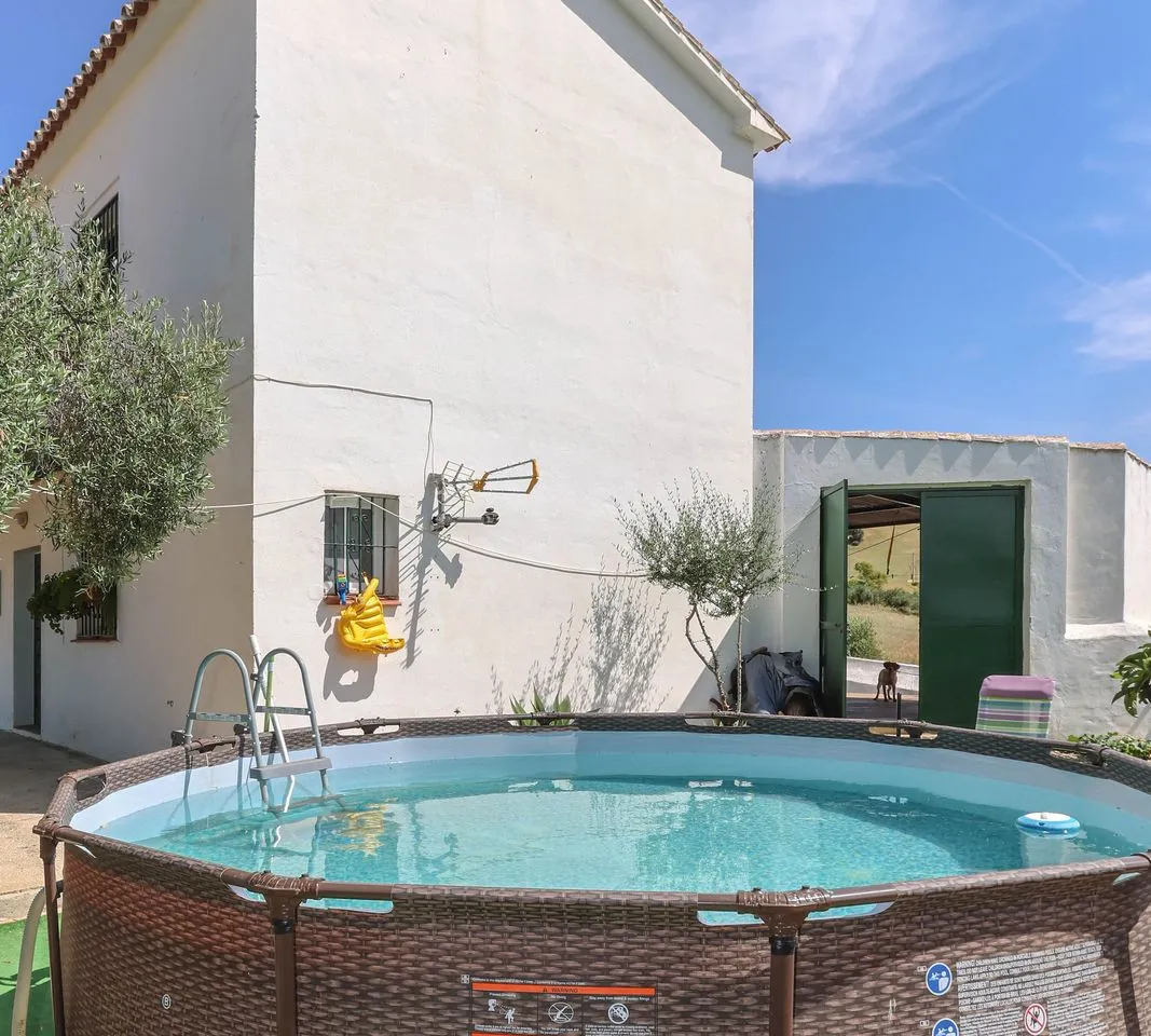 8253045d-0326-408d-a8c4-e6065e234821