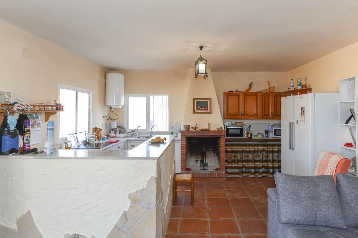 b4189a0c-c93b-4bc7-9a66-c93d22692a13