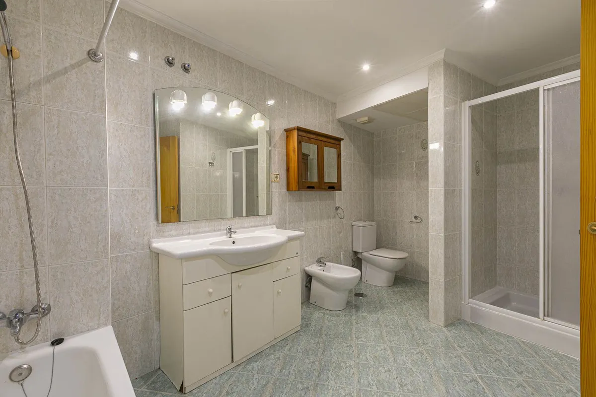 2d6006e5-ac71-4670-b350-f459ca3f2e7f