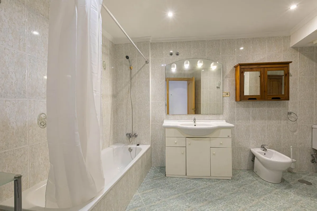 eaa0dfc7-e4a5-452f-b8f9-7d5b0779caac