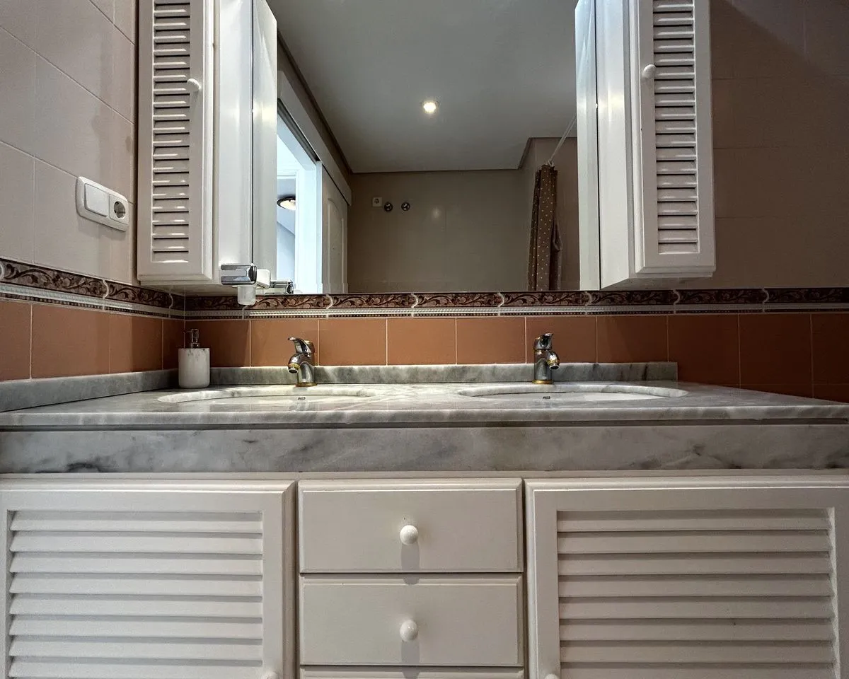 072f4db2-31ed-4bcf-9007-c06f4906459e