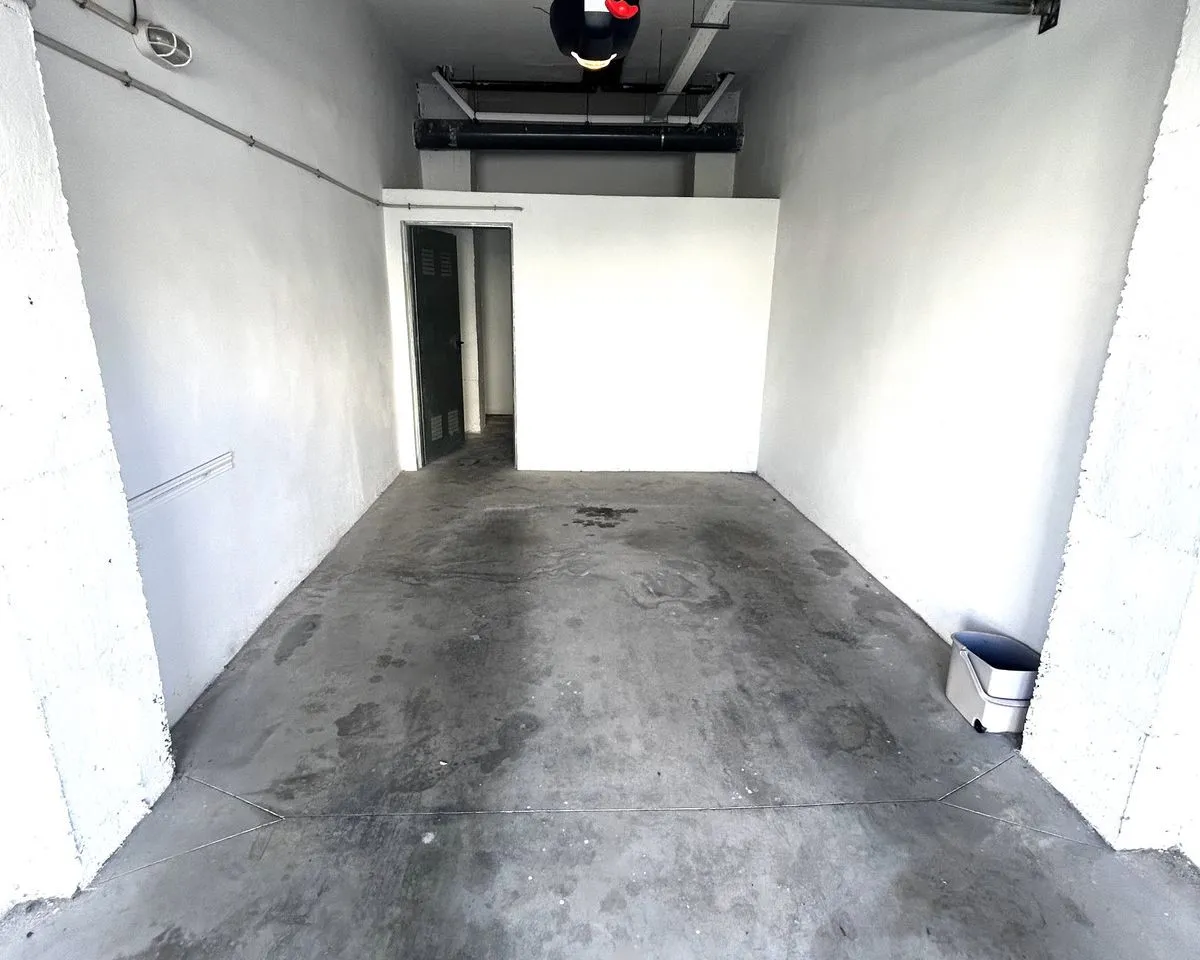 23361531-5a4e-4e55-8a79-7d1d8777d30b