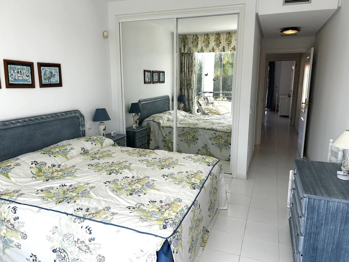 3082ae9e-bd82-42e3-a1d4-f193f4a81a75