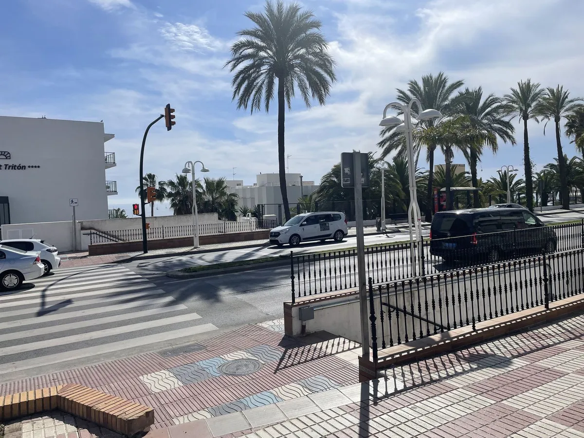 327687f2-a63f-4e24-889b-55e0b981e156