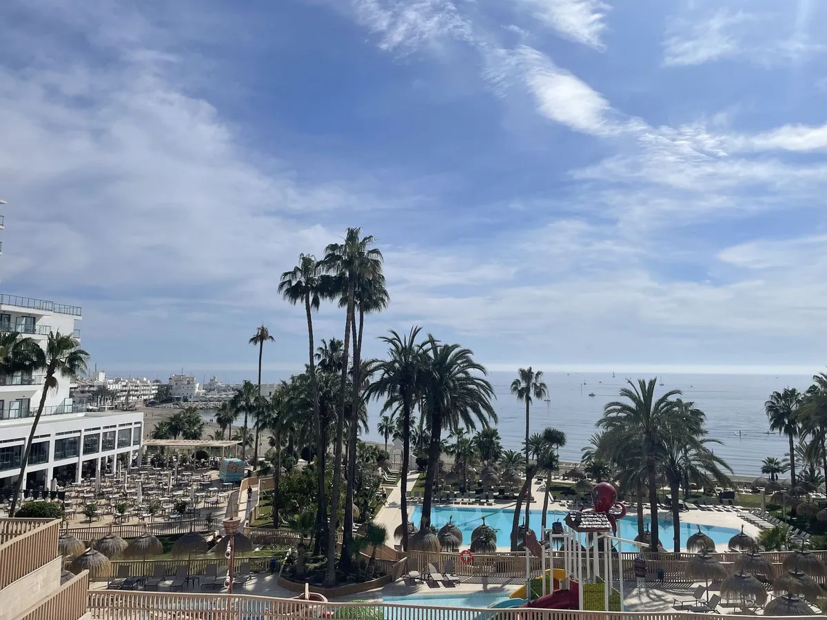 797151ba-7ca1-45dd-9cb5-be5df730518e