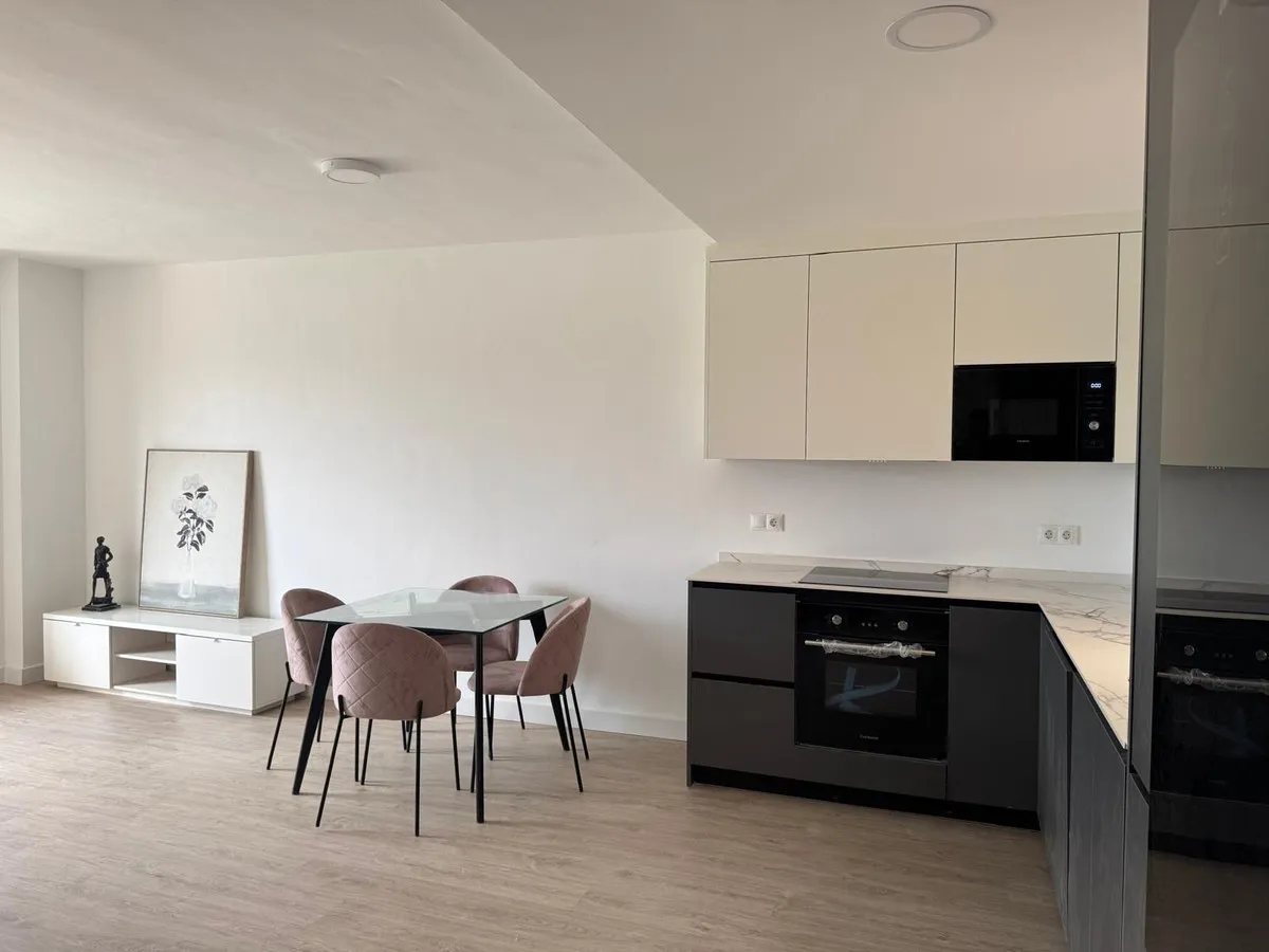 83c561b5-eaf2-4364-8f72-c0ad61721457