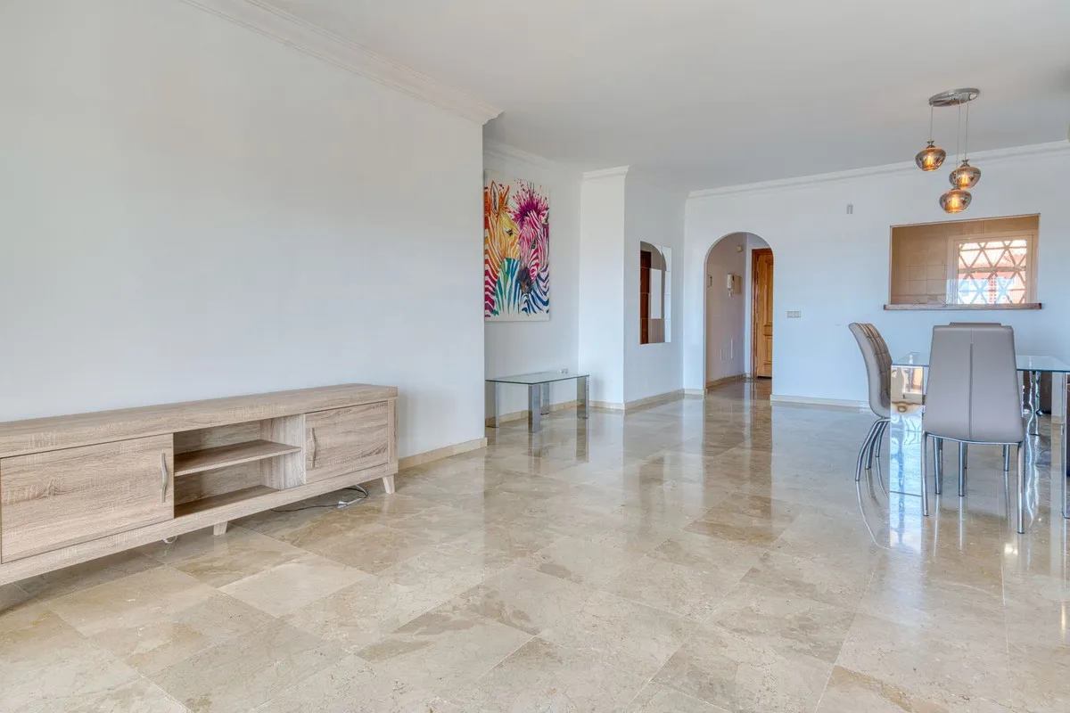 a8395ef3-c8f4-4b9f-a131-a5c41120d16c