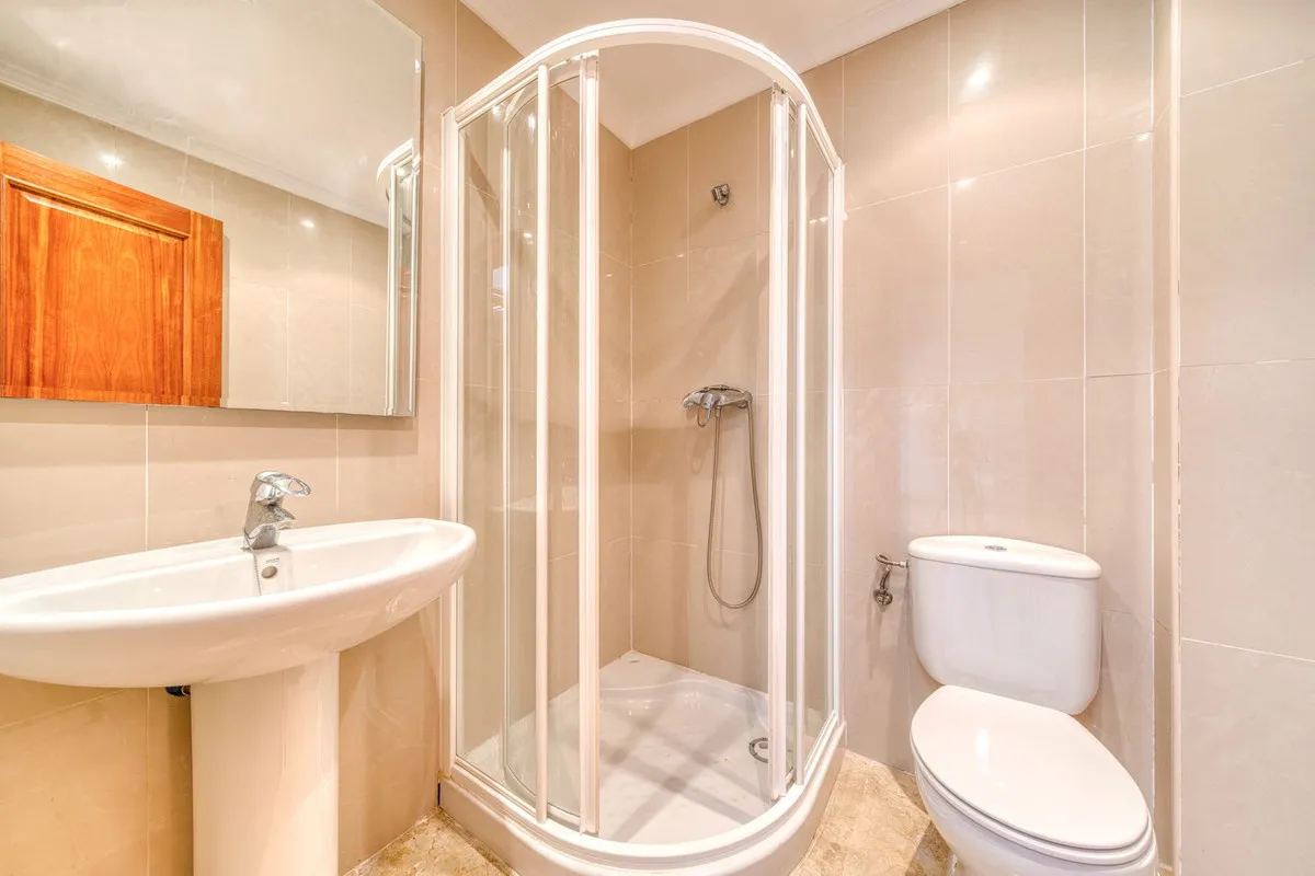 c7df2a8e-7f6b-49b2-94dd-bfde8dfaef45