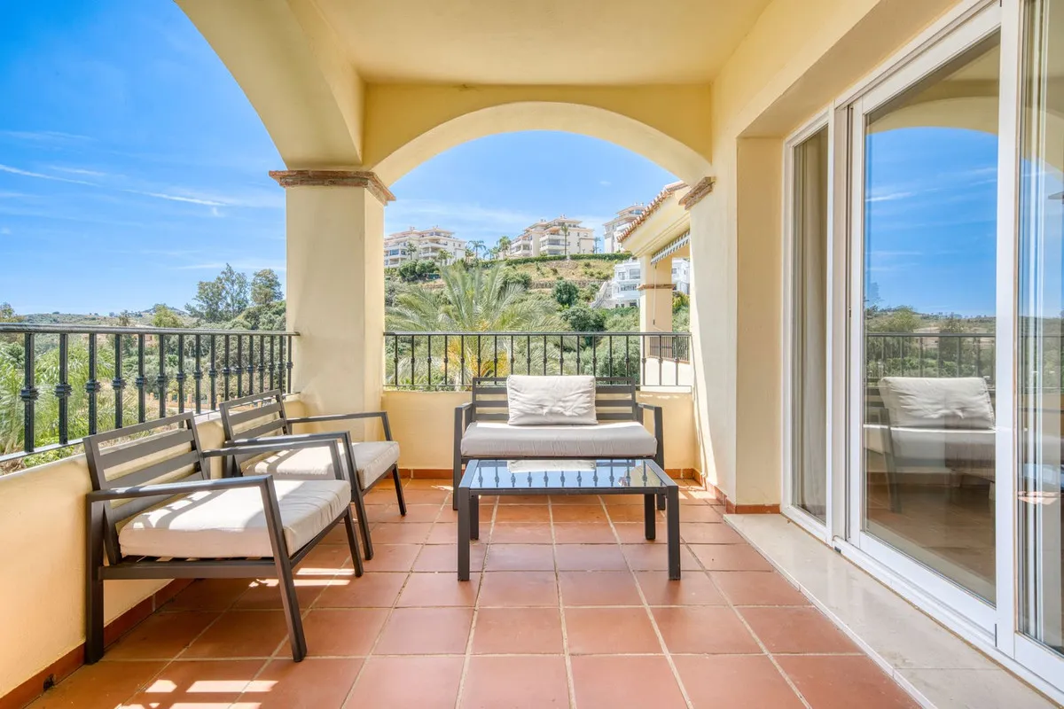 edb20498-467e-4a22-aefc-3a1350a36040