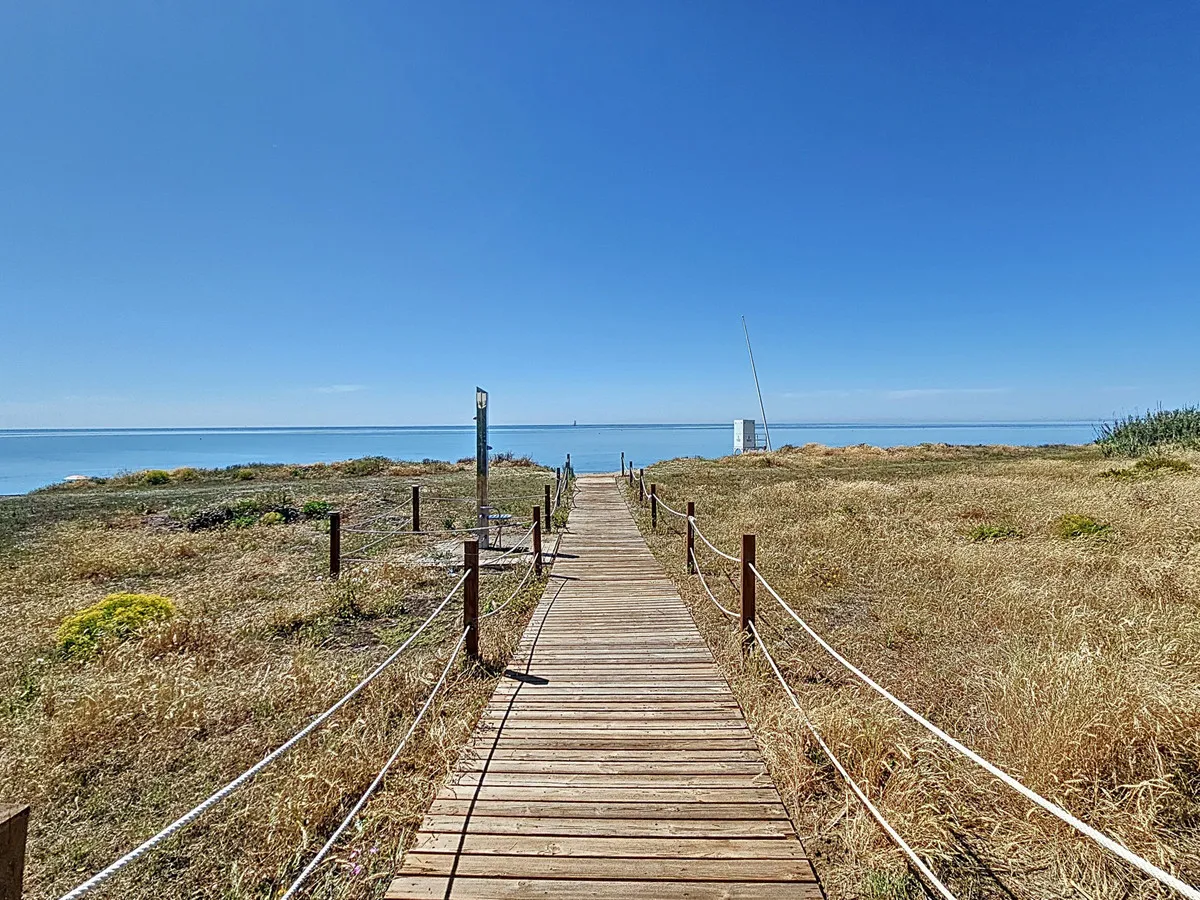 0c1cee52-d3b5-442a-94e1-ec13bd7c9f29