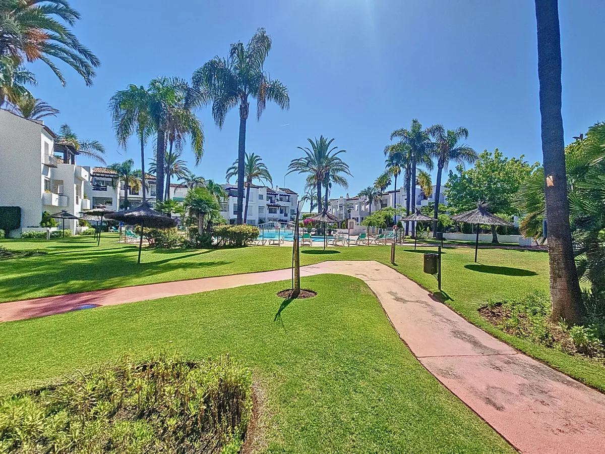 205fa27c-83da-425d-bad7-fe9edb2ff87a