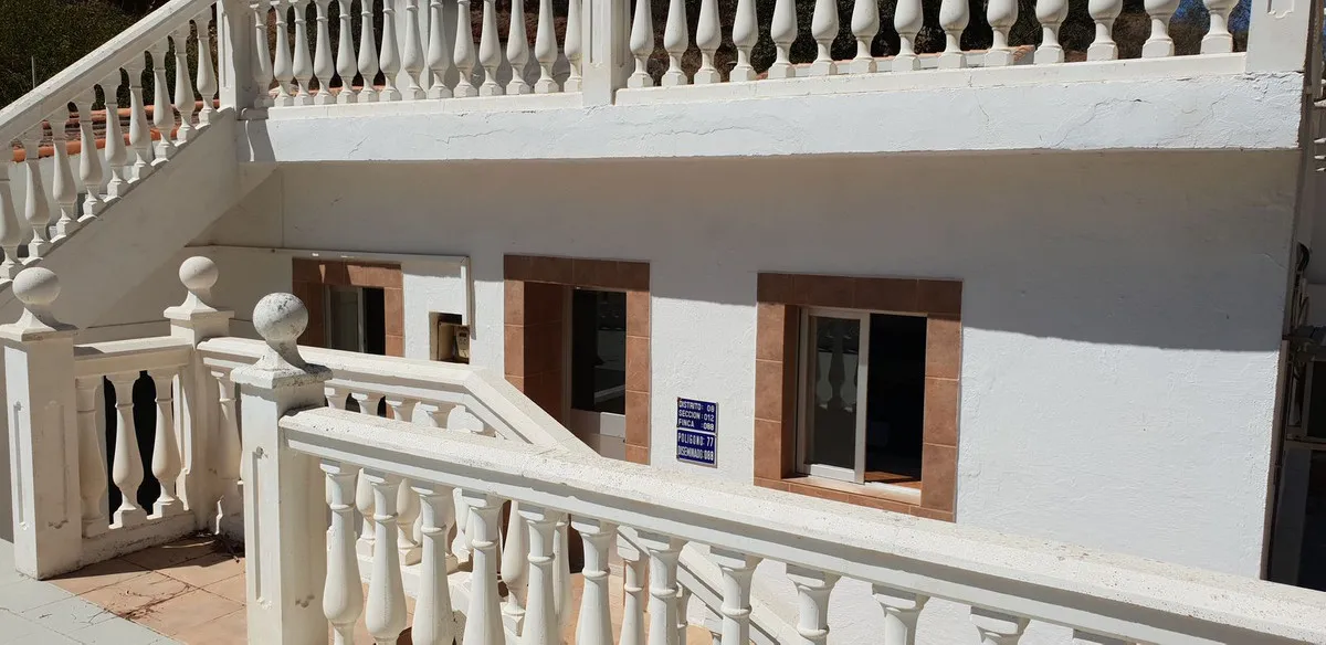 3f923fda-0476-44d1-9011-061895804c6f