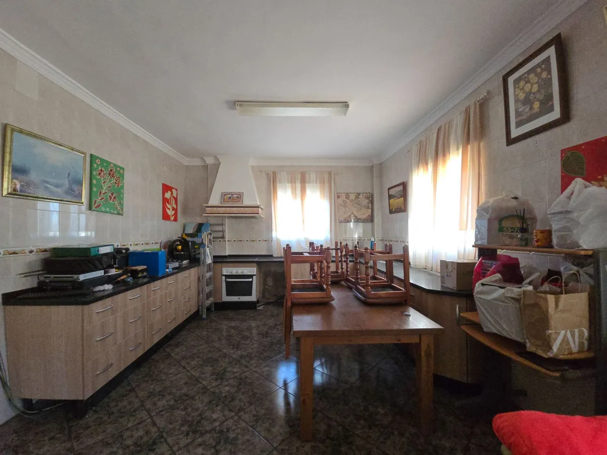 63002412-70aa-4c2c-9915-4f02f5683d3b