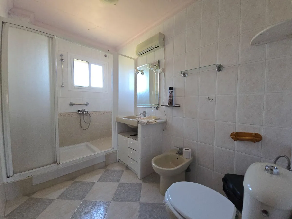 a05d7d7e-236b-4660-84ef-21a8e0ac57ab