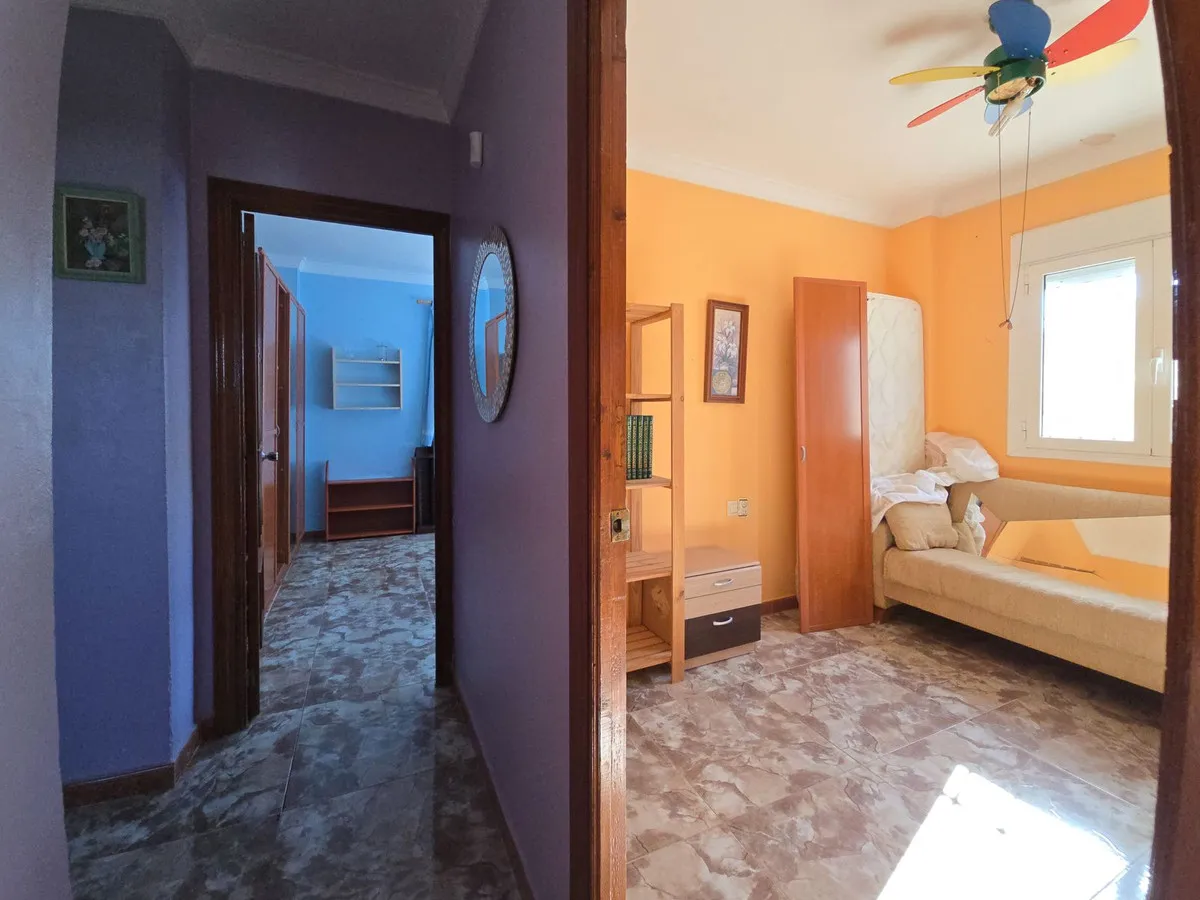 a34ab152-f944-465d-bee2-62e7700c2af5