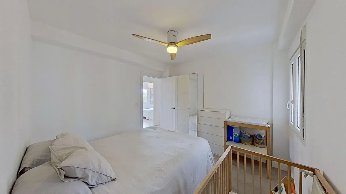 4c249ffa-4397-46a7-a986-2e0b00491b1d