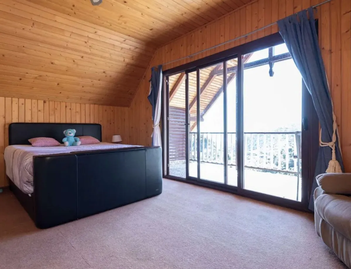 09e3b624-43af-433c-944f-a0dc5e50d073