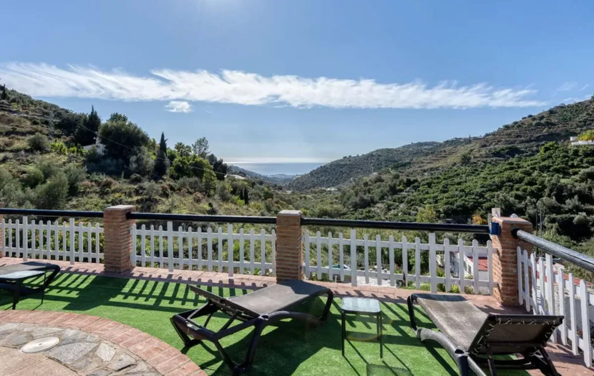 d3d79df3-5e92-496b-b2a0-4749ea024372