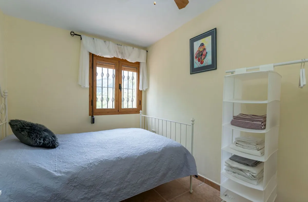 48f29e8e-827e-4161-8532-4288a2c388f3