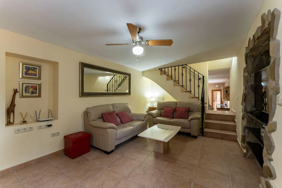 5cf1219b-b8f0-4f3b-bb9a-1ab9bca79f20