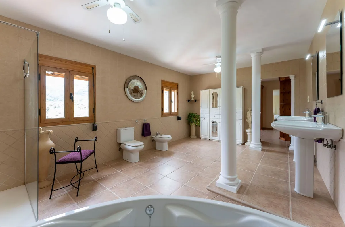 f0d3608c-61a5-45df-a270-a92fd52c7639