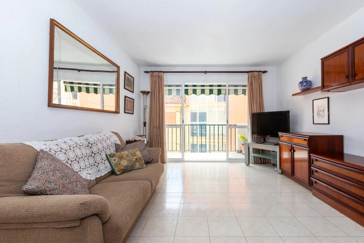 a4457938-9bff-4229-aa36-1a219a65a558