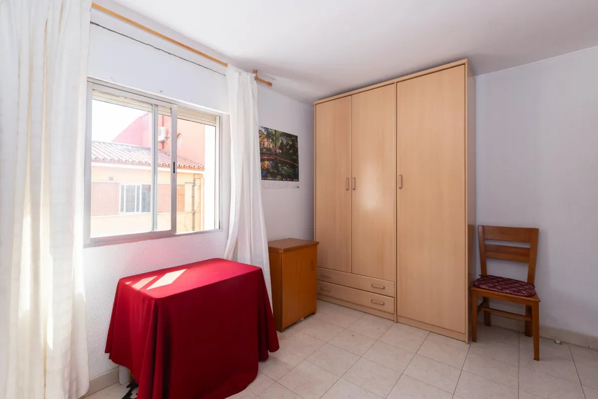 b2c795d3-6d3d-4631-966d-4b6c74d69819