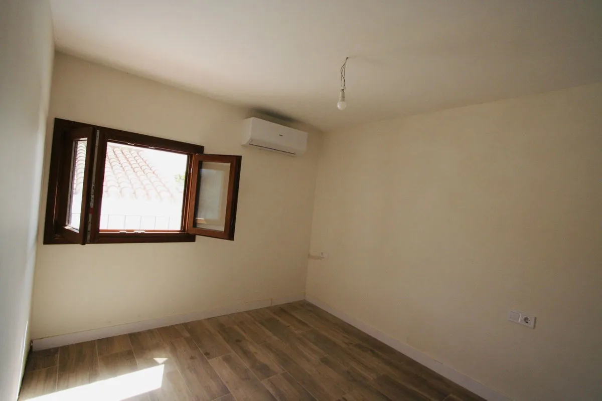 820f32e3-912c-4338-85ba-d6722ec8f1b9