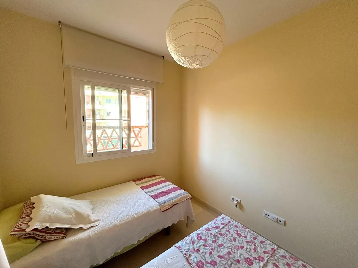 a93280c5-e803-4d3e-96a8-efe85928c42b