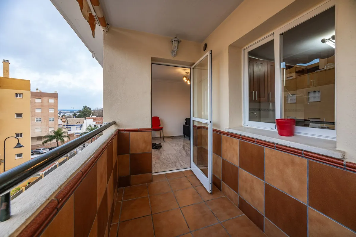 3b3ad5d5-c4d2-435c-bd6c-82bf753986c6