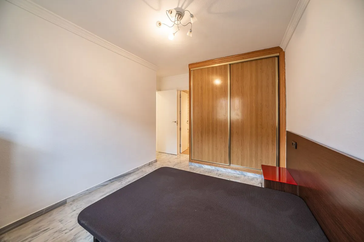 c42dd524-0089-466b-8851-a9cfdd0afa26