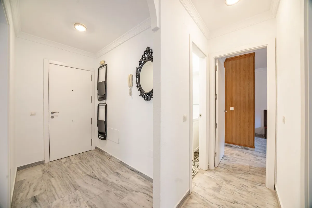 e7b63674-4c3a-4459-95c0-e083bc3c4f05