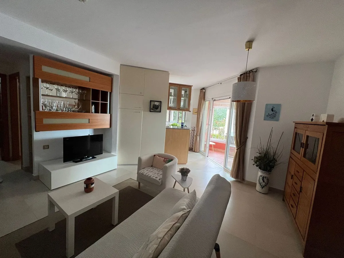 c6f2ed9a-8146-4906-b646-d4f206c2c42b