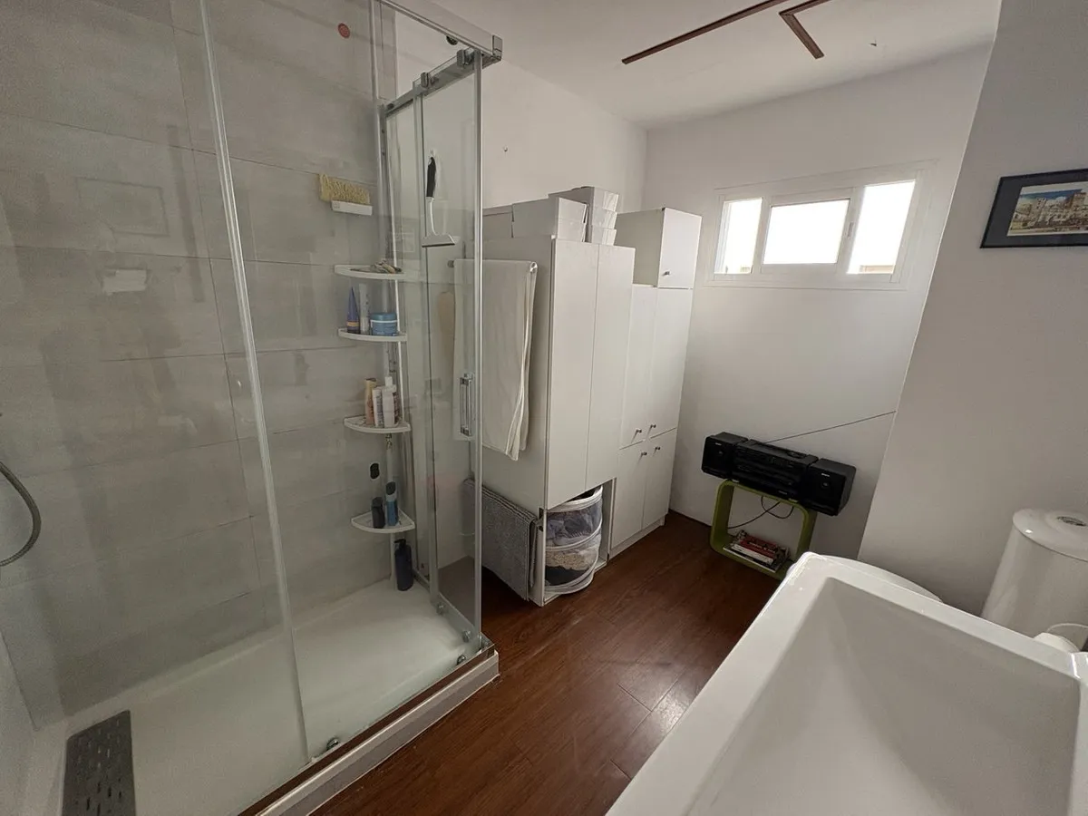 dae869cc-d6b6-4831-b12b-3ec9ccb3878f