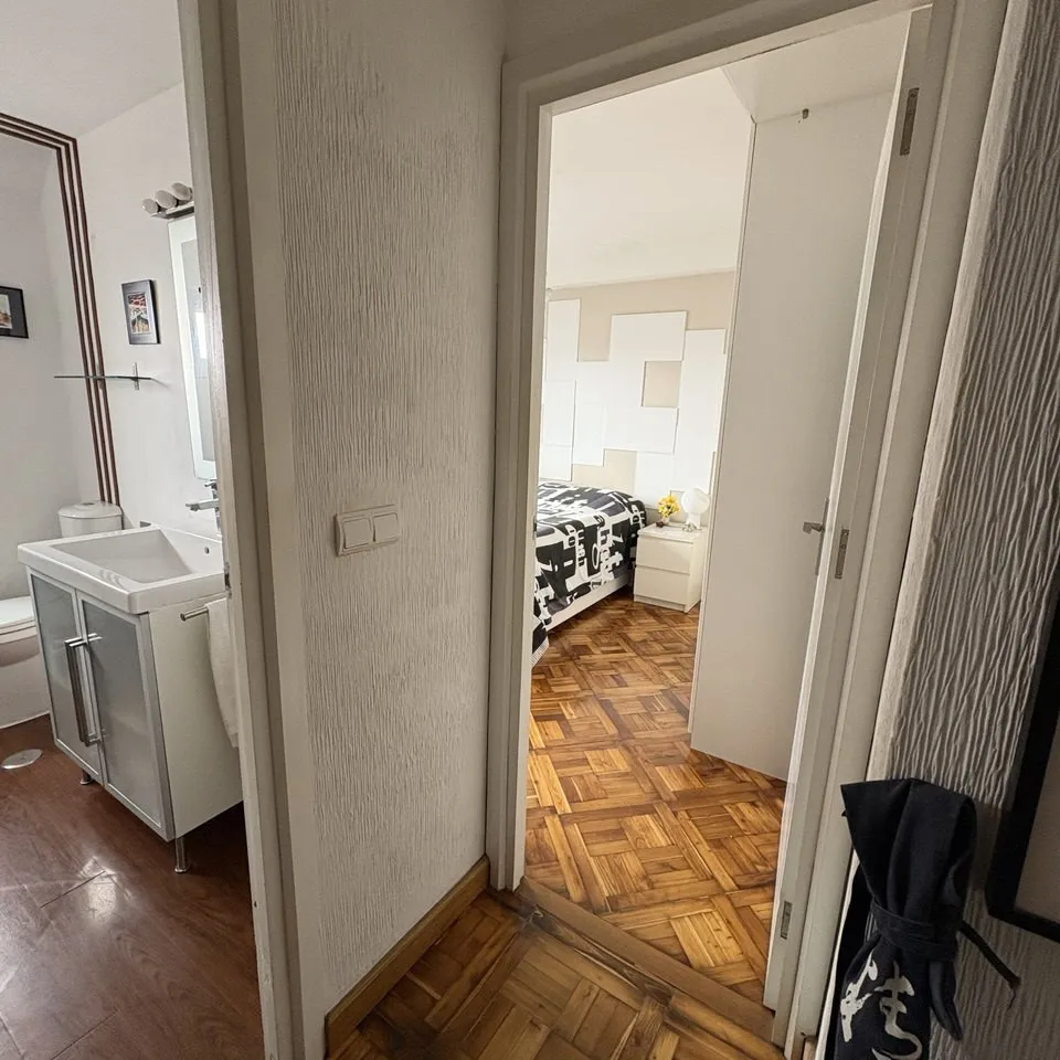 f7a26a2c-0c7d-4f9d-821c-e900bebd5887