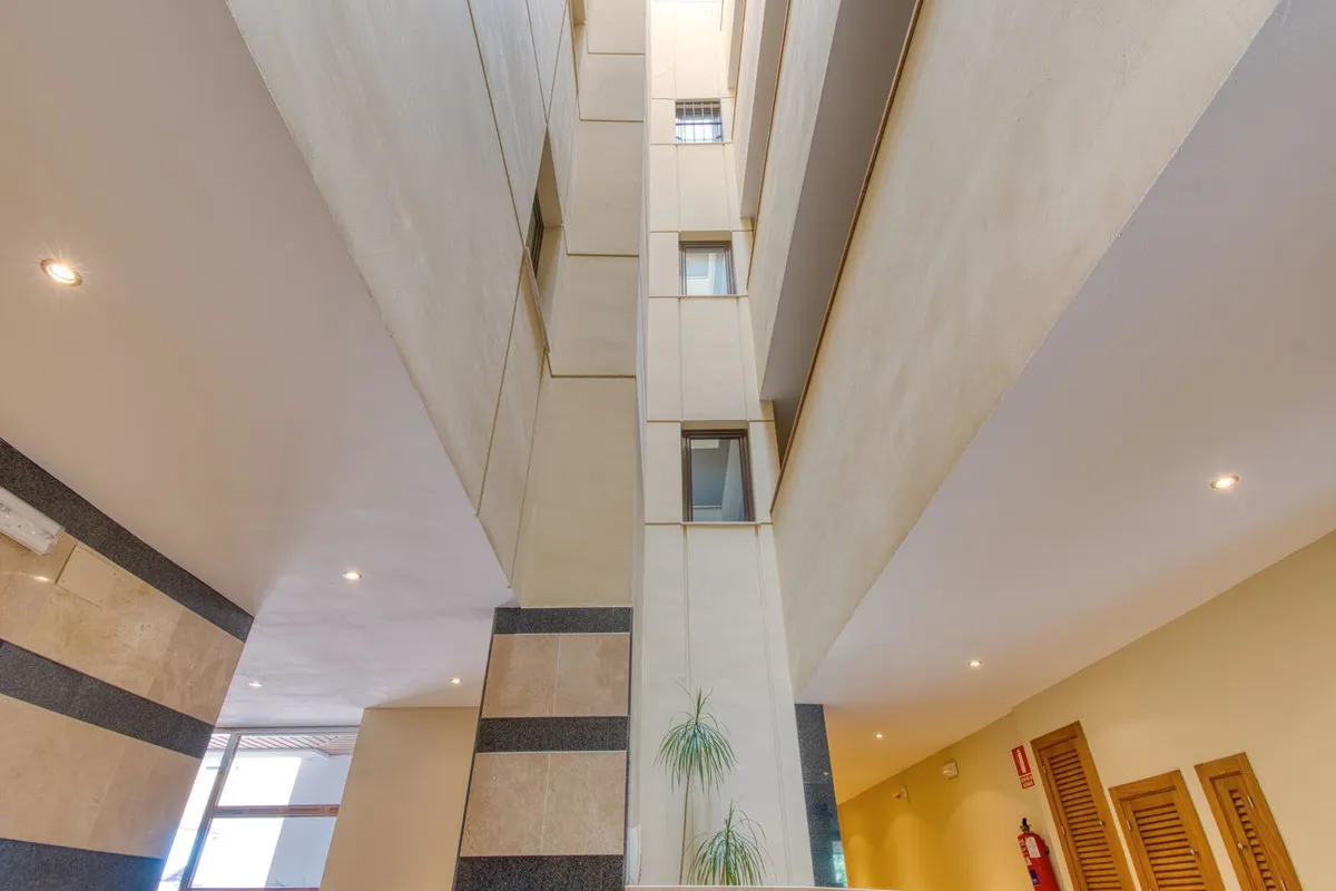 a4f4efab-f787-466c-b7da-1bf0cb686200