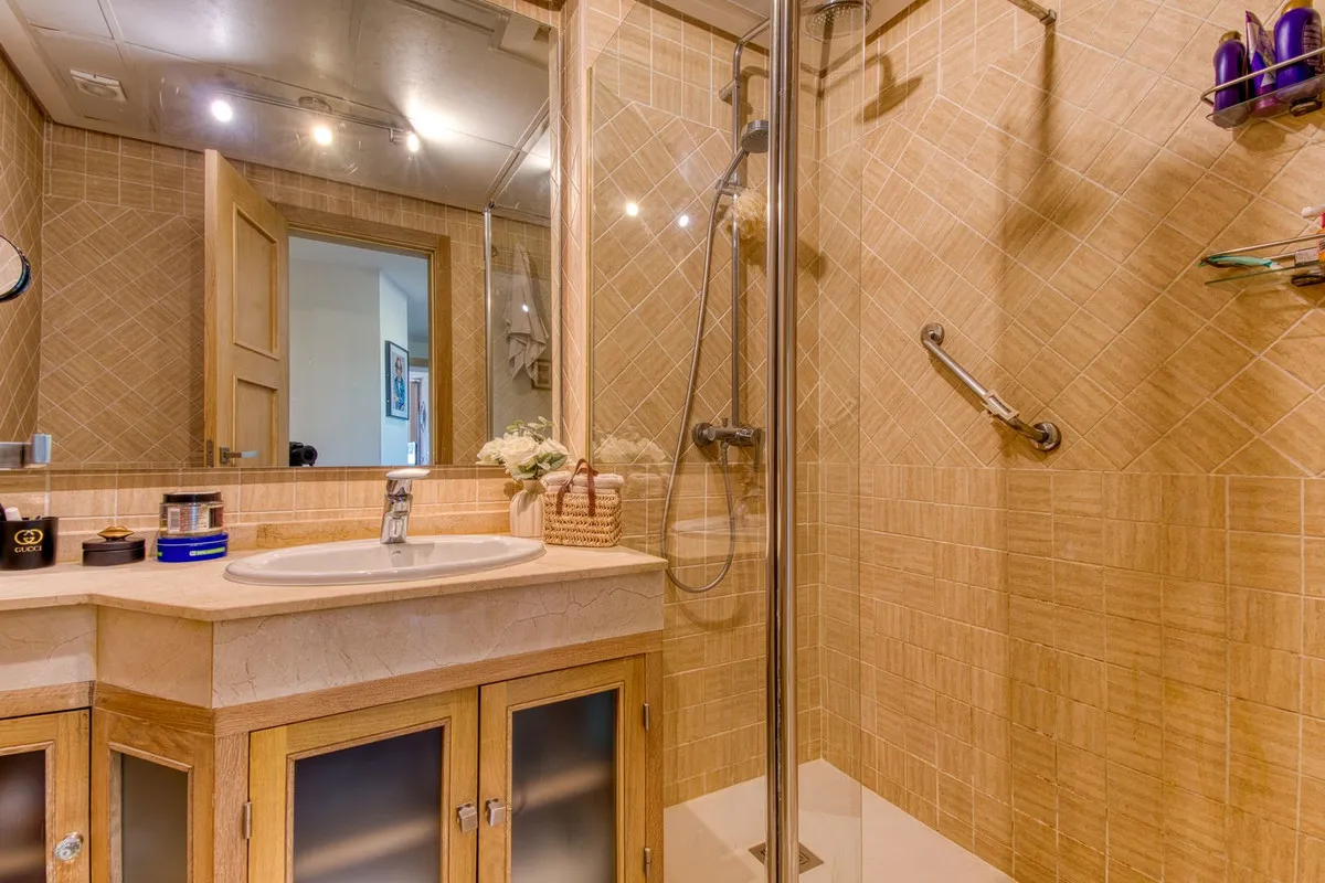 b35c13c8-f464-426f-90c9-bd928765c7ff