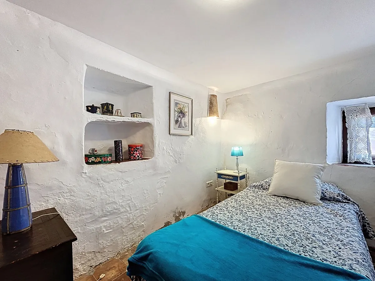 0b940f4a-cd35-48aa-af8b-4bf7470f601f