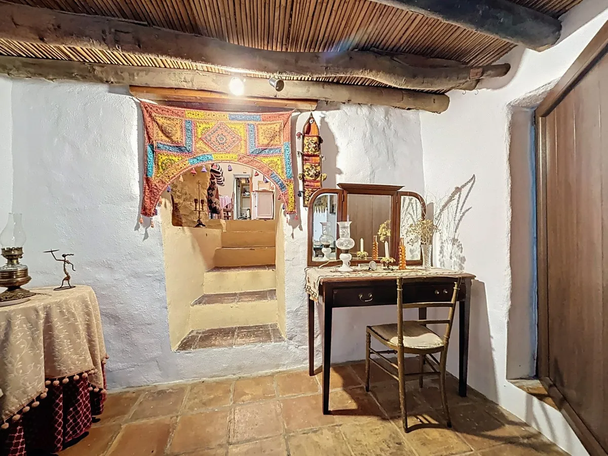 5051e3dd-ba6e-406b-8008-d26329399ccf