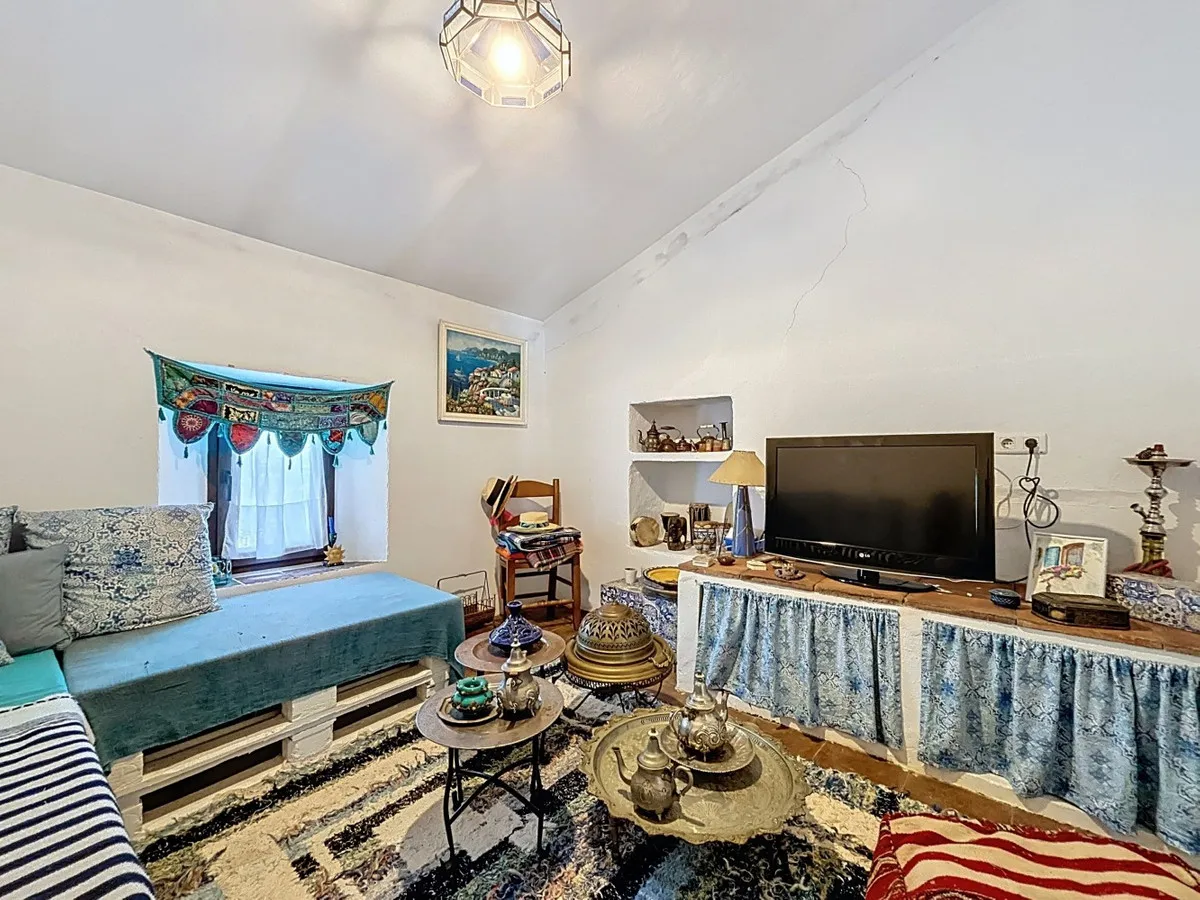 861f25af-01c7-43e1-949a-3e27351049e2